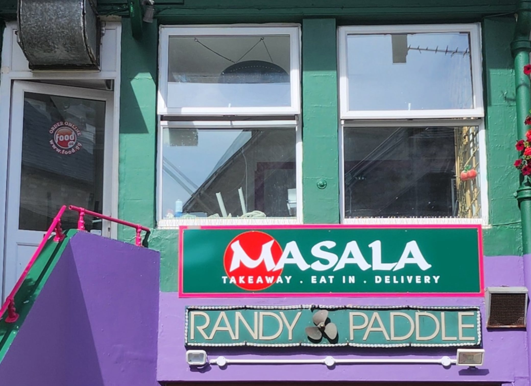 Masala Guernsey Above the Randy Paddle